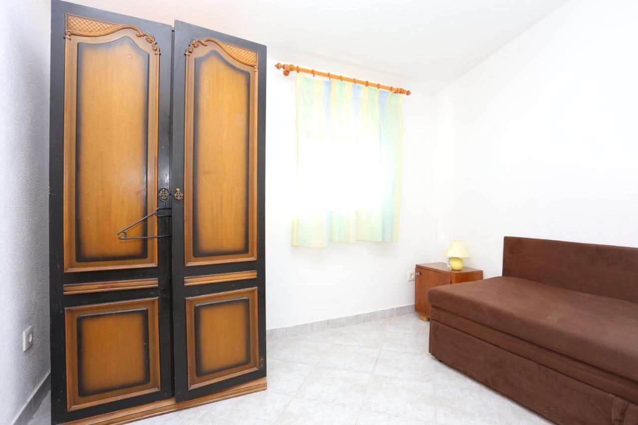 Apartment Slatine 14541D Екстериор снимка